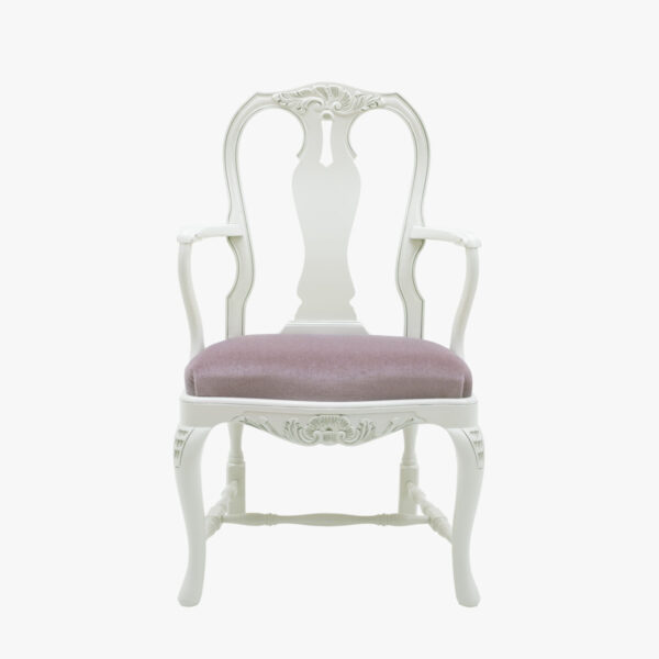 Talonpoikaisrokokoo-tuoli, väri helmenharmaa-patina, verhoilu mohair 23 syreeni.