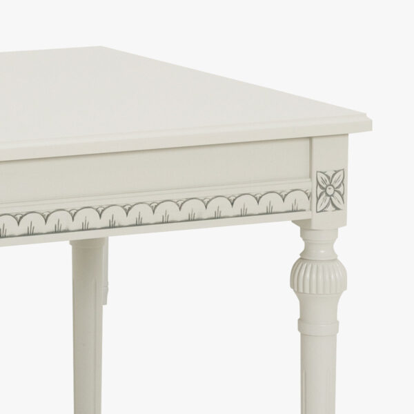 Kustavilainen sohvapöytä, suorakaiteen muotoinen, väri helmenharmaa-patina.