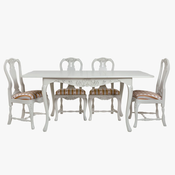 Talonpoikaisrokokoo ruokapöytä, väri helmenharmaa-patina, jatkettu kahdella palalla.