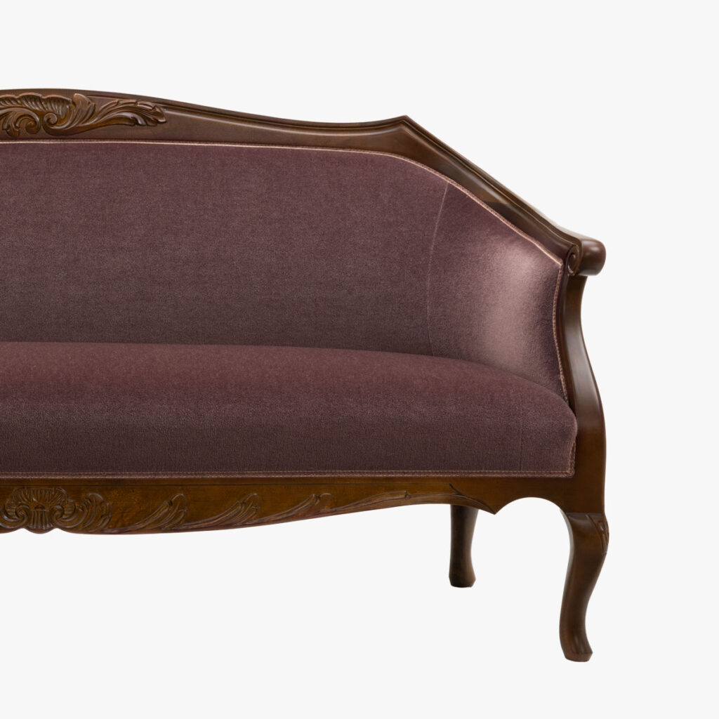 Talonpoikaisrokokoo sohva, amerikanpähkinä, mohair luumu