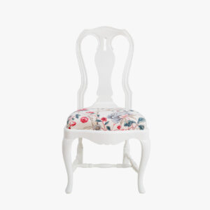 Talonpoikaisrokokoo tuoli, kiiltävä valkoinen