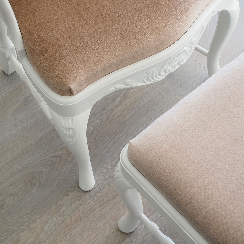 Mohair 9 vaaleanruskea ja mohair 7 vaalea beige vertailu