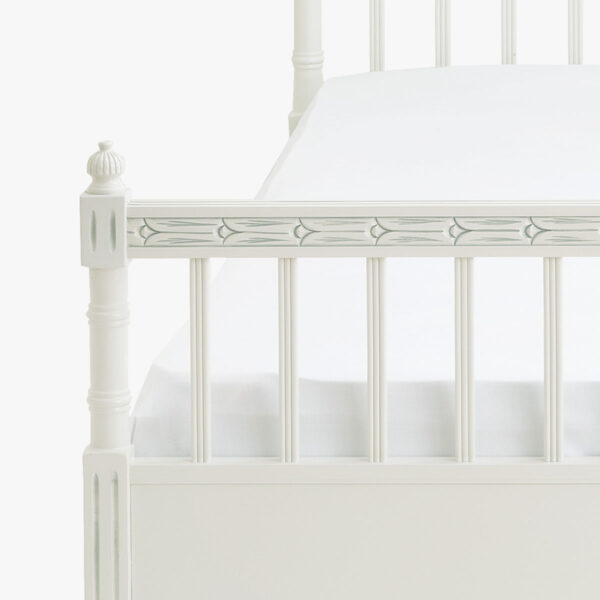 Kustavilainen sänky 160 cm, väri helmenharmaa-patina.